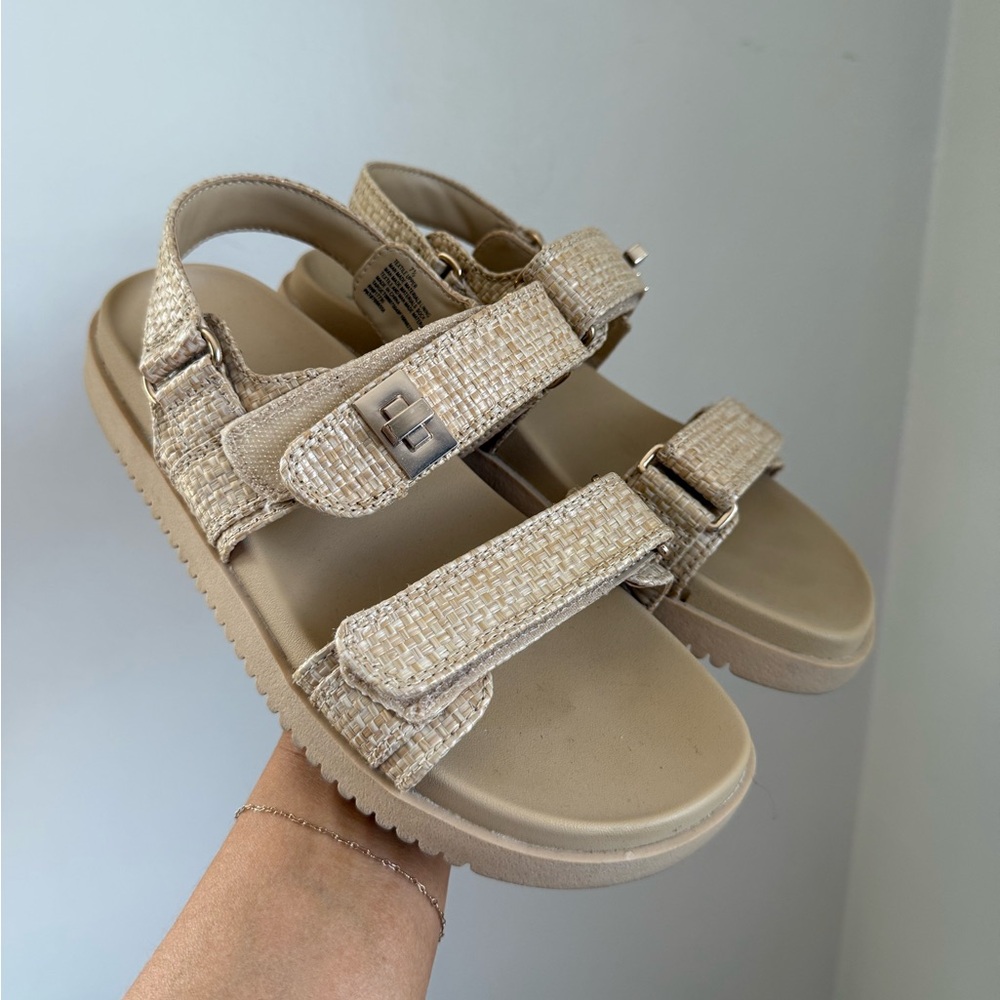 A New Day Buckle Beige Textured Sandals 7.5